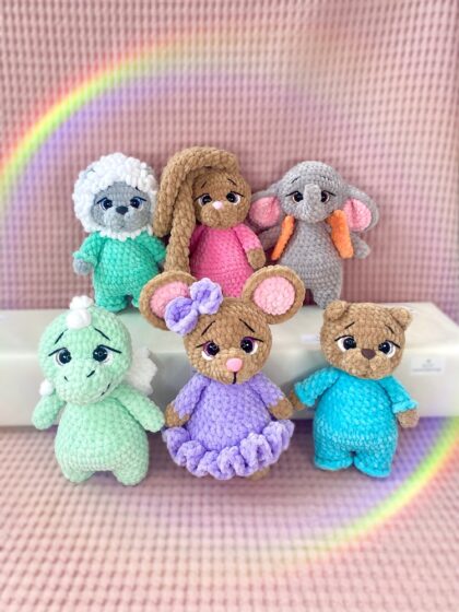Set of crochet patterns